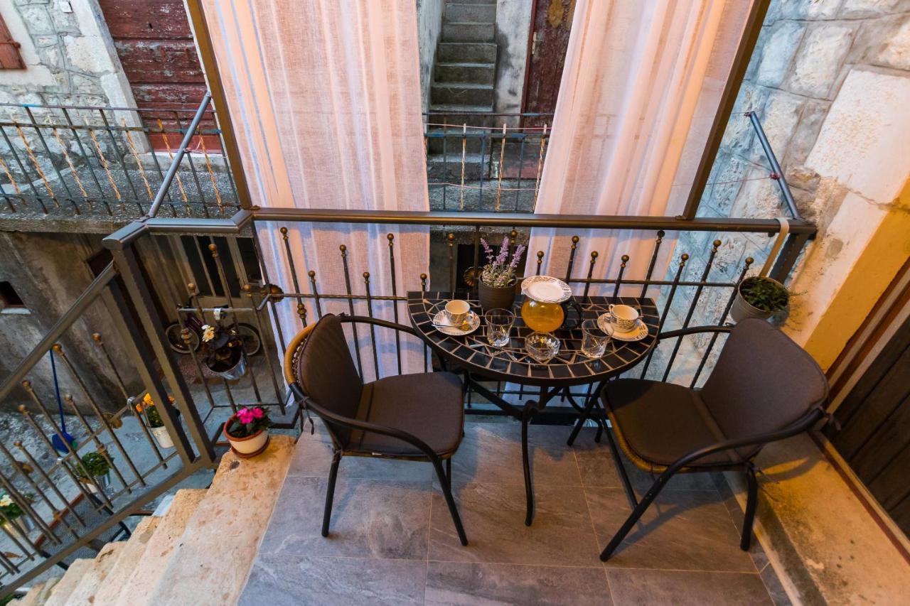 Apartment Vitturina Kaštela Екстериор снимка