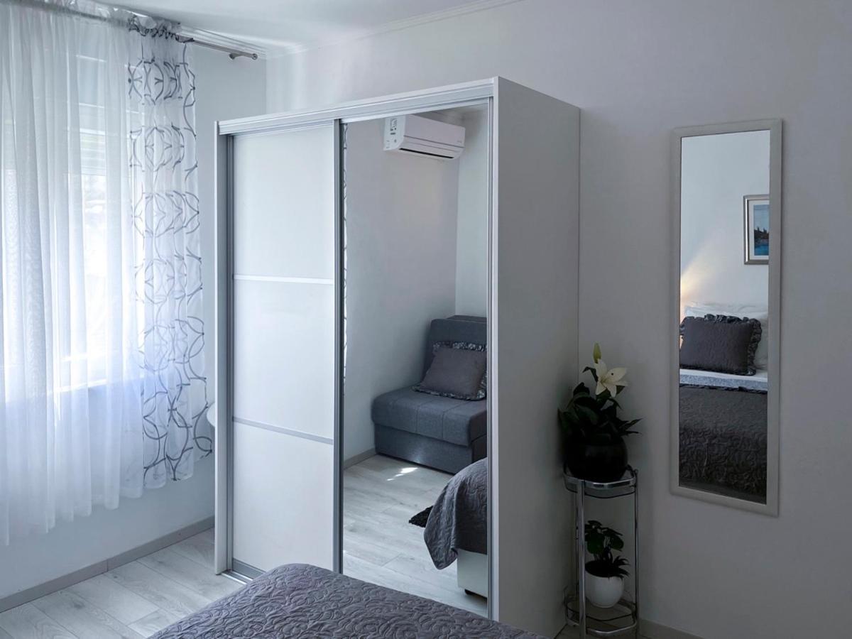 Apartment Vitturina Kaštela Екстериор снимка