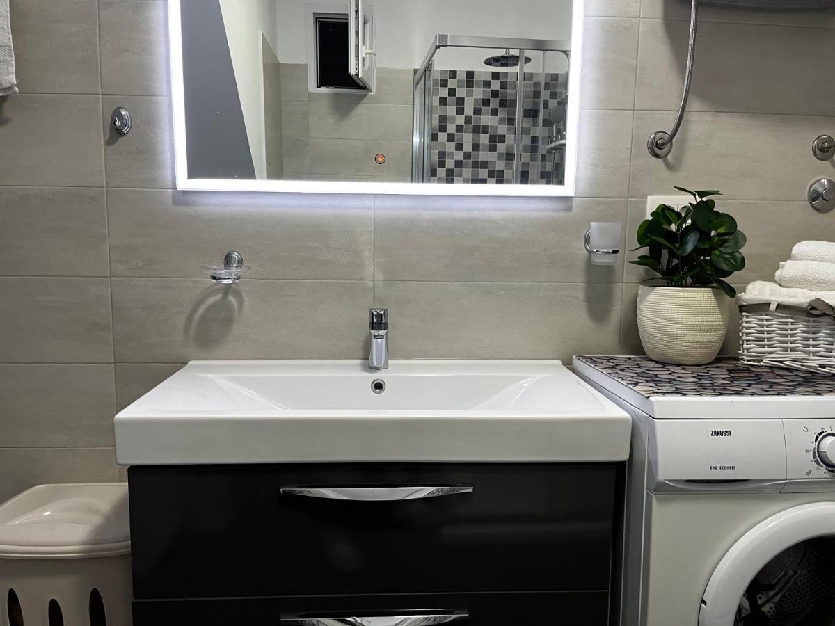 Apartment Vitturina Kaštela Екстериор снимка